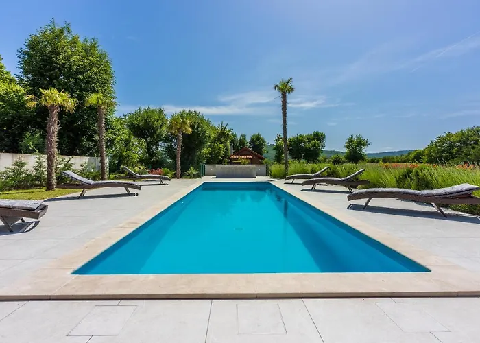 Villa Palma With Heated Private Pool