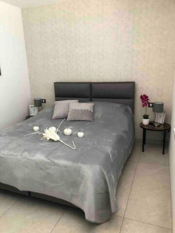 Palma With Heated Private Pool Podhum